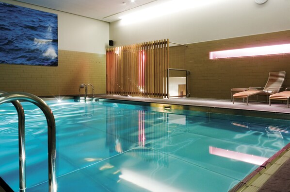 Indoor pool - Apex Grassmarket Hotel (Edinburgh)