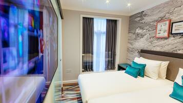 Twin Room | In-room safe, soundproofing, iron/ironing board, free WiFi