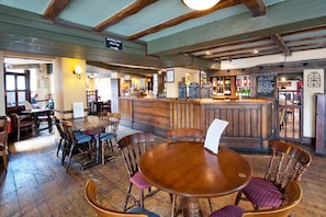 Bar (in der Unterkunft)