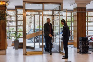 Reception - Tavistock Hotel (London)