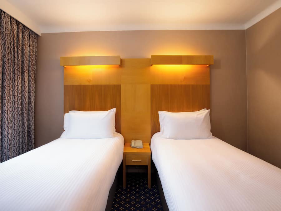 Twin Room, Park View