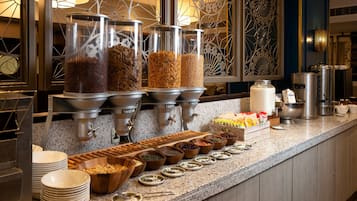 Daily English breakfast (GBP 17.50 per person)