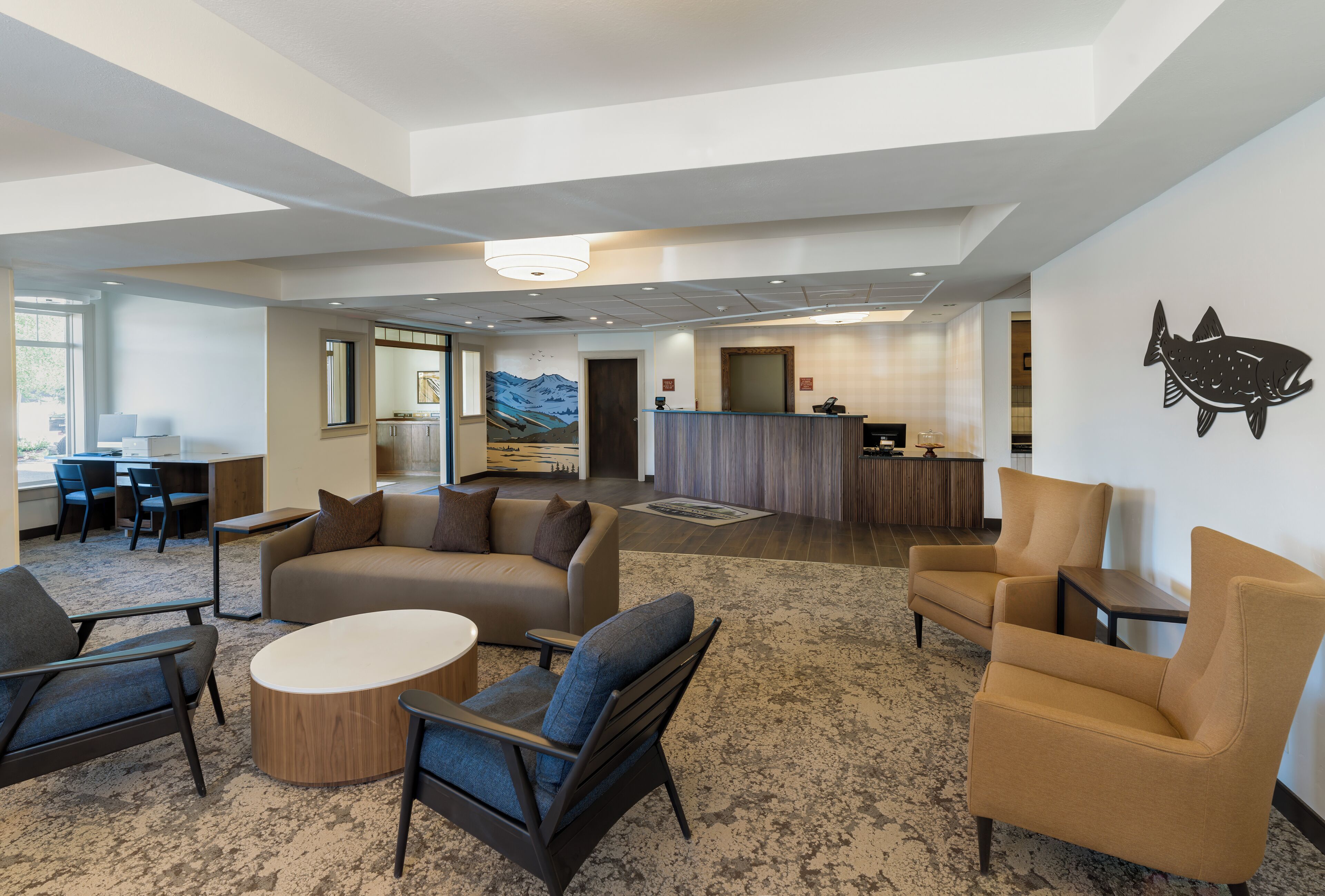 Foto - Gray Wolf Inn & Suites