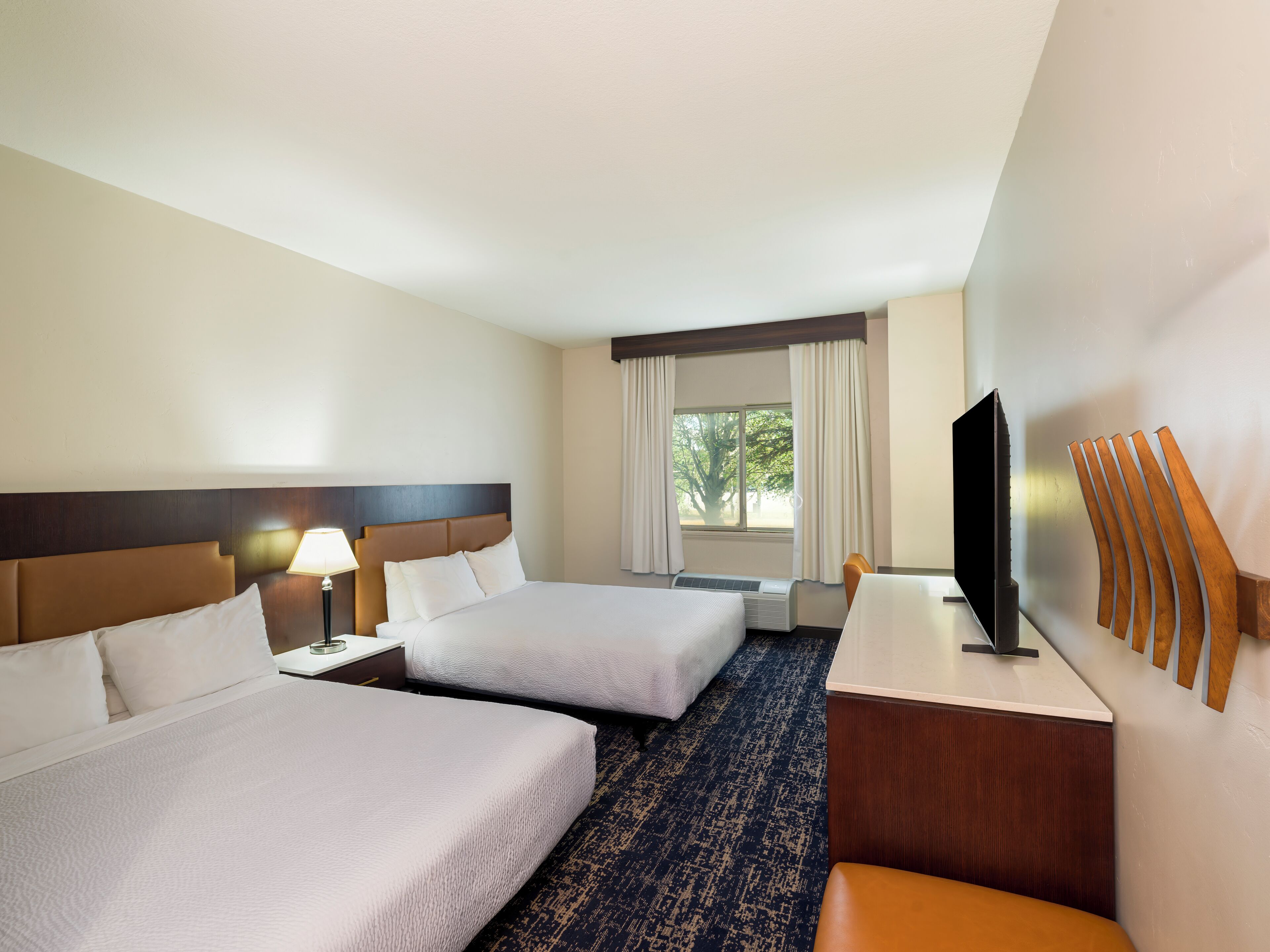 Foto - Gray Wolf Inn & Suites