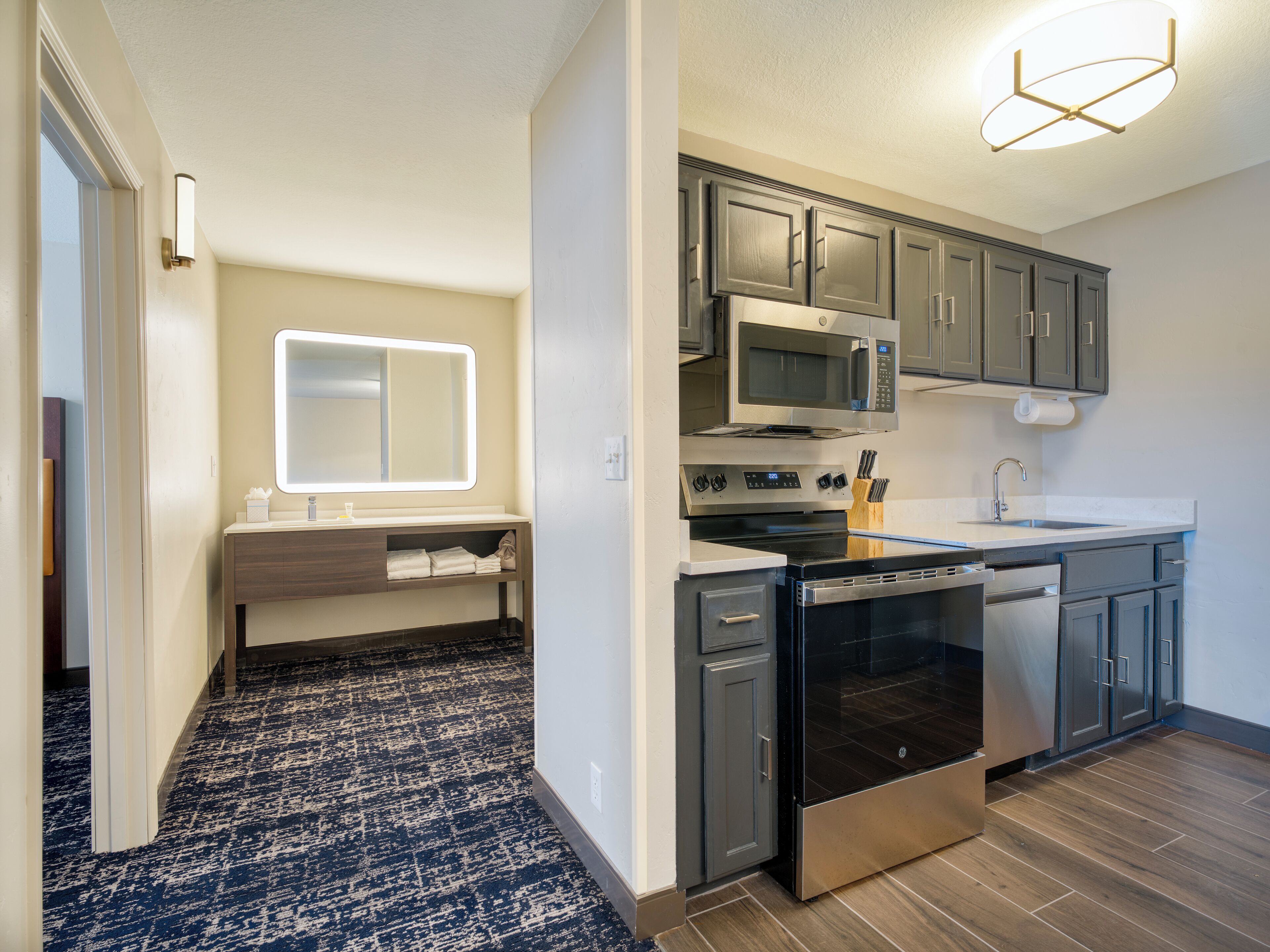 Foto - Gray Wolf Inn & Suites
