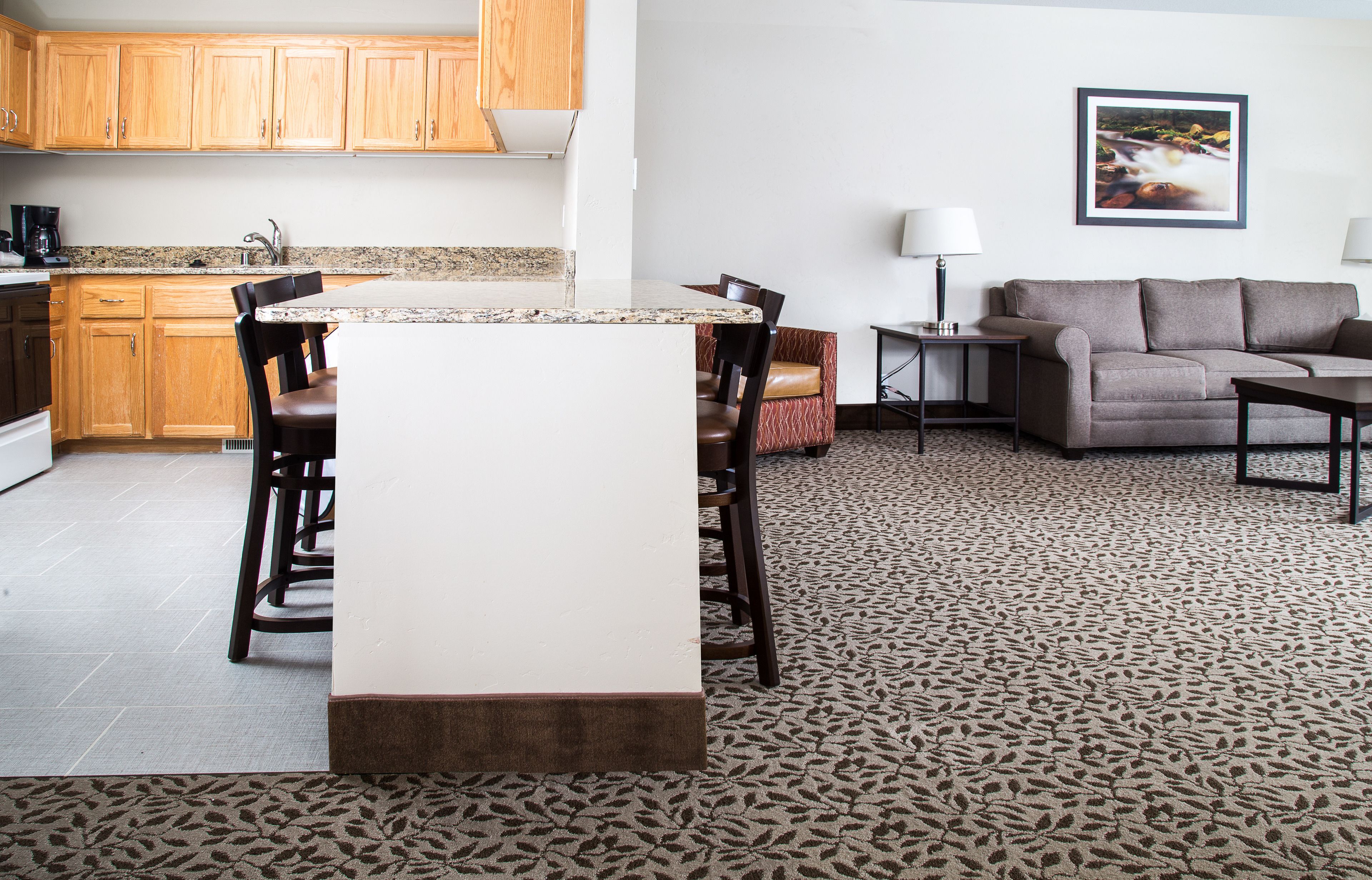 Foto - Gray Wolf Inn & Suites