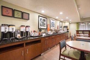 Free daily continental breakfast - Baymont by Wyndham Thornton (Thornton)