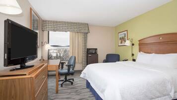 Room, 1 Double Bed, Non Smoking | Desk, laptop workspace, iron/ironing board, free WiFi