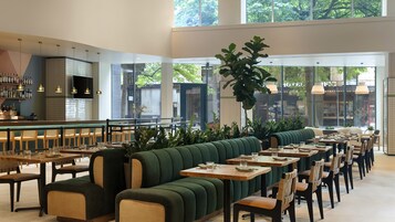 Breakfast, lunch, dinner served; Mediterranean cuisine 