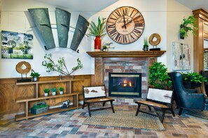 Sala de estar en el lobby