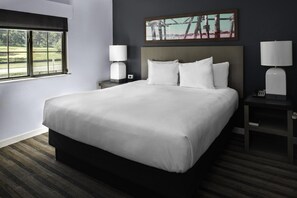 Premium bedding, in-room safe, desk, iron/ironing board