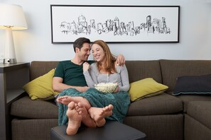 Älytelevisio, Netflix, Hulu, suoratoistopalvelut