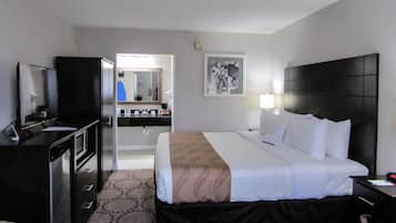 Ropa de cama hipoalergénica, camas con pillow-top y muebles diferentes