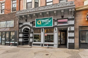 Exterior - Quality Inn Philadelphia Center City (Philadelphia)