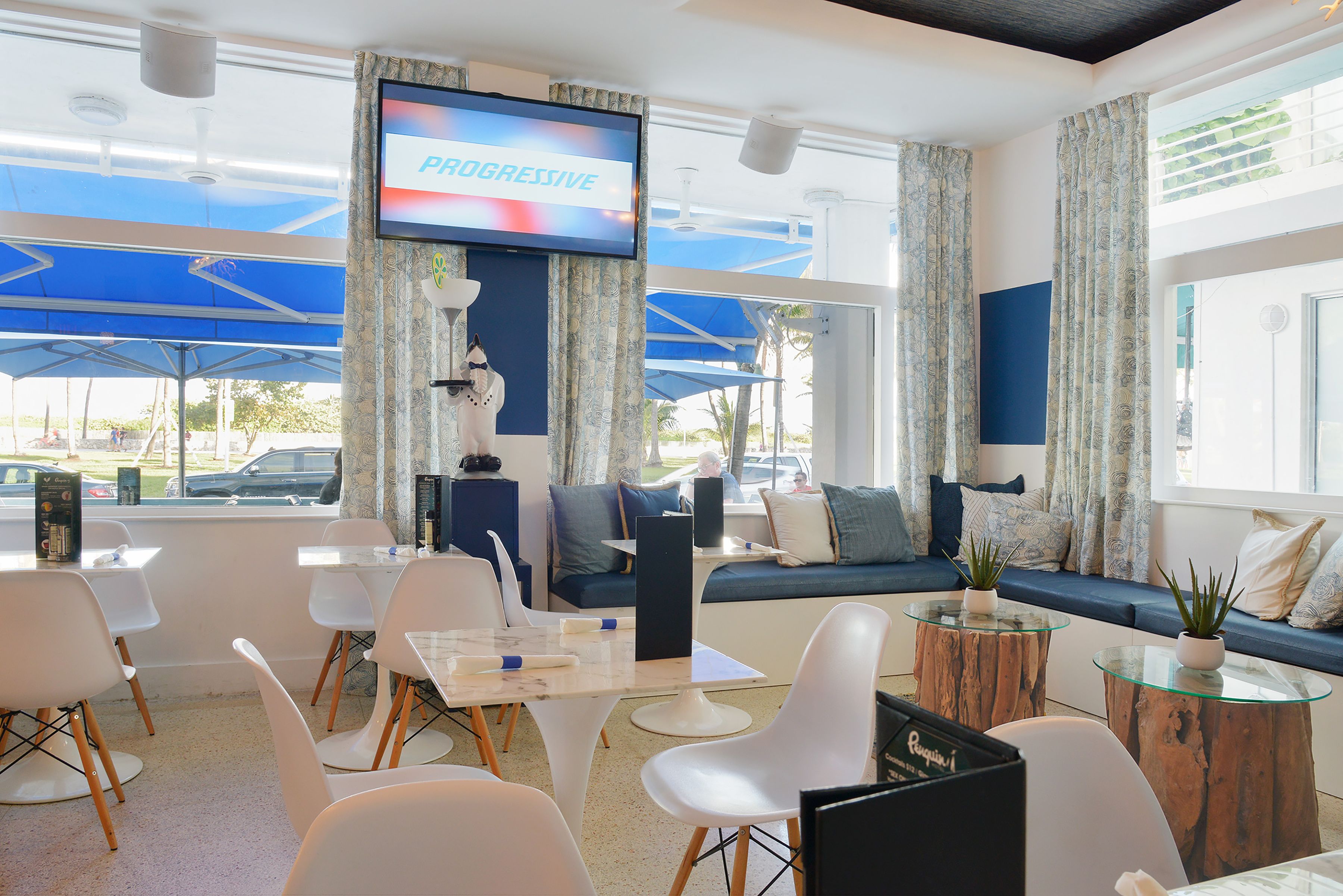 Photo - Penguin Hotel