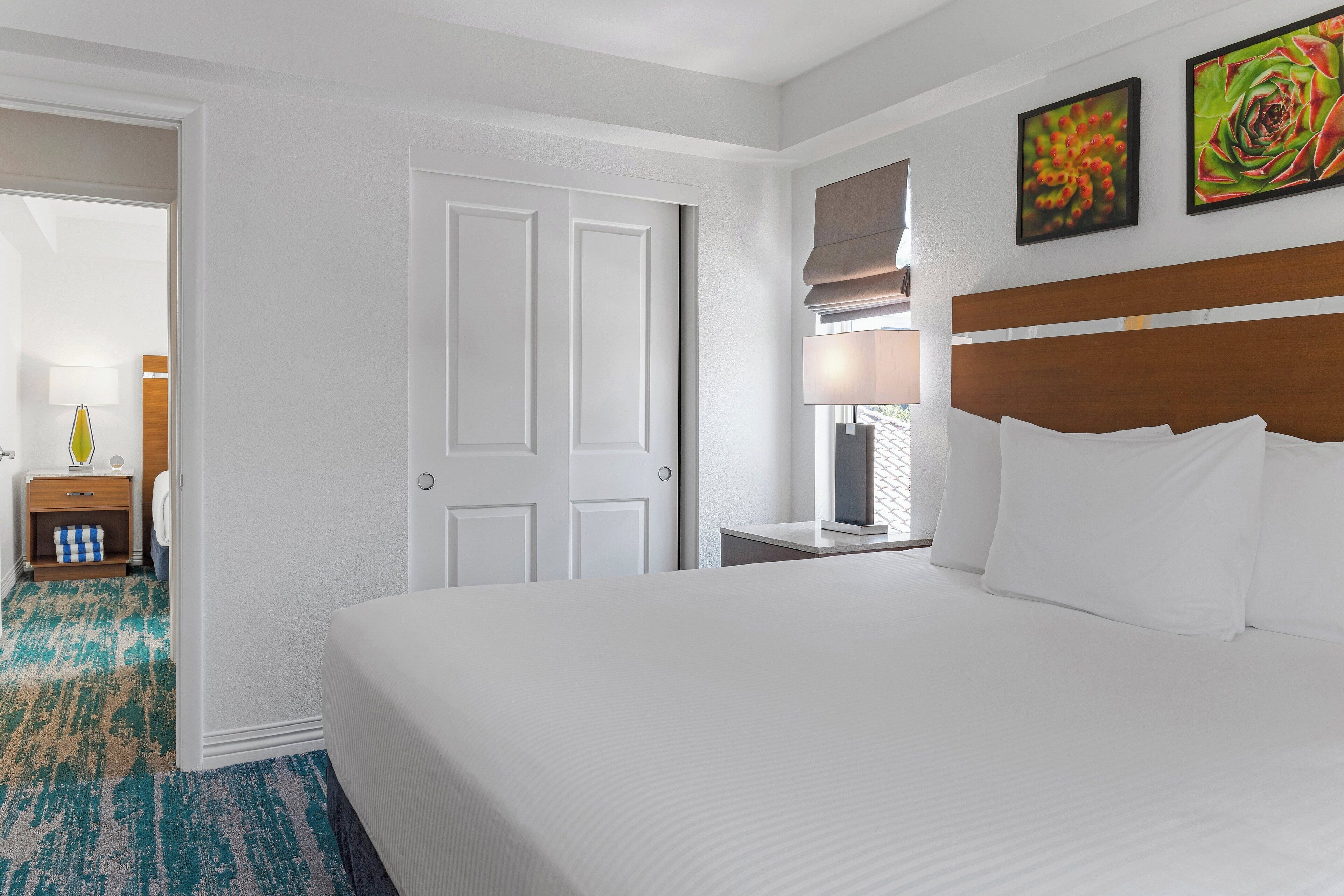 Suite, 2 Bedrooms | 1 bedroom, pillowtop beds, in-room safe, blackout drapes