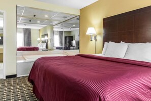 Suite, 1 King Bed with Sofa bed | Desk, iron/ironing board, free cribs/infant beds, rollaway beds