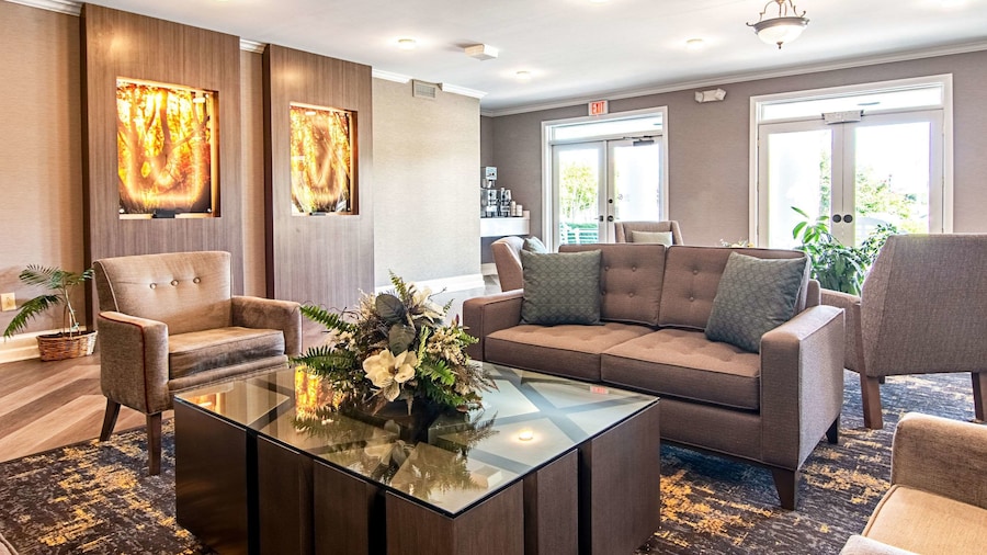 Clarion Inn Willow River