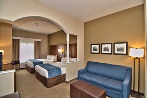 Suite, 2 Queen Beds, Non Smoking