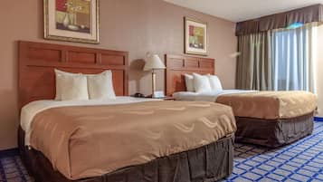 Ropa de cama de alta calidad y escritorio