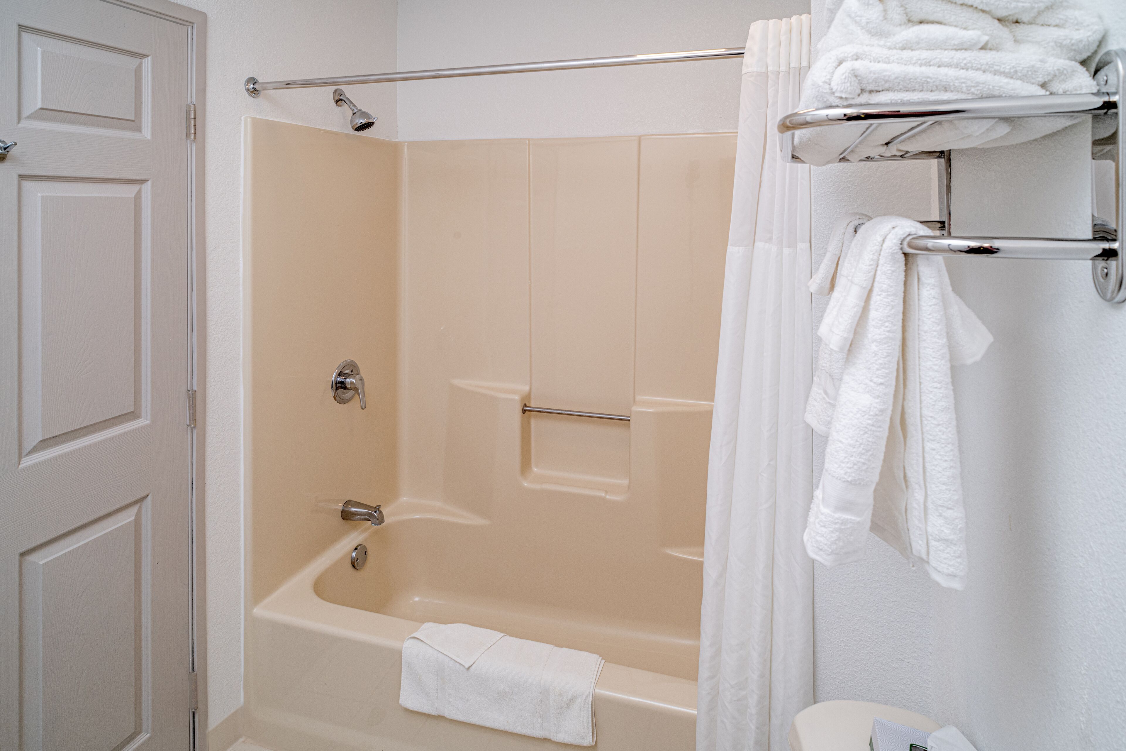 الدش داخل الحمام