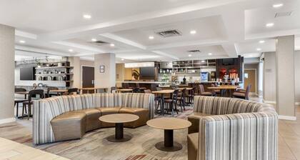 Comfort Inn & Suites Bethlehem Lehigh Valley Airport