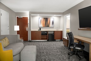 32-Zoll-Smart-TV mit Satellitenempfang, Fernseher, Netflix