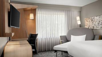 Room, 1 King Bed with Sofa bed | Premium bedding, pillow-top beds, desk, laptop workspace