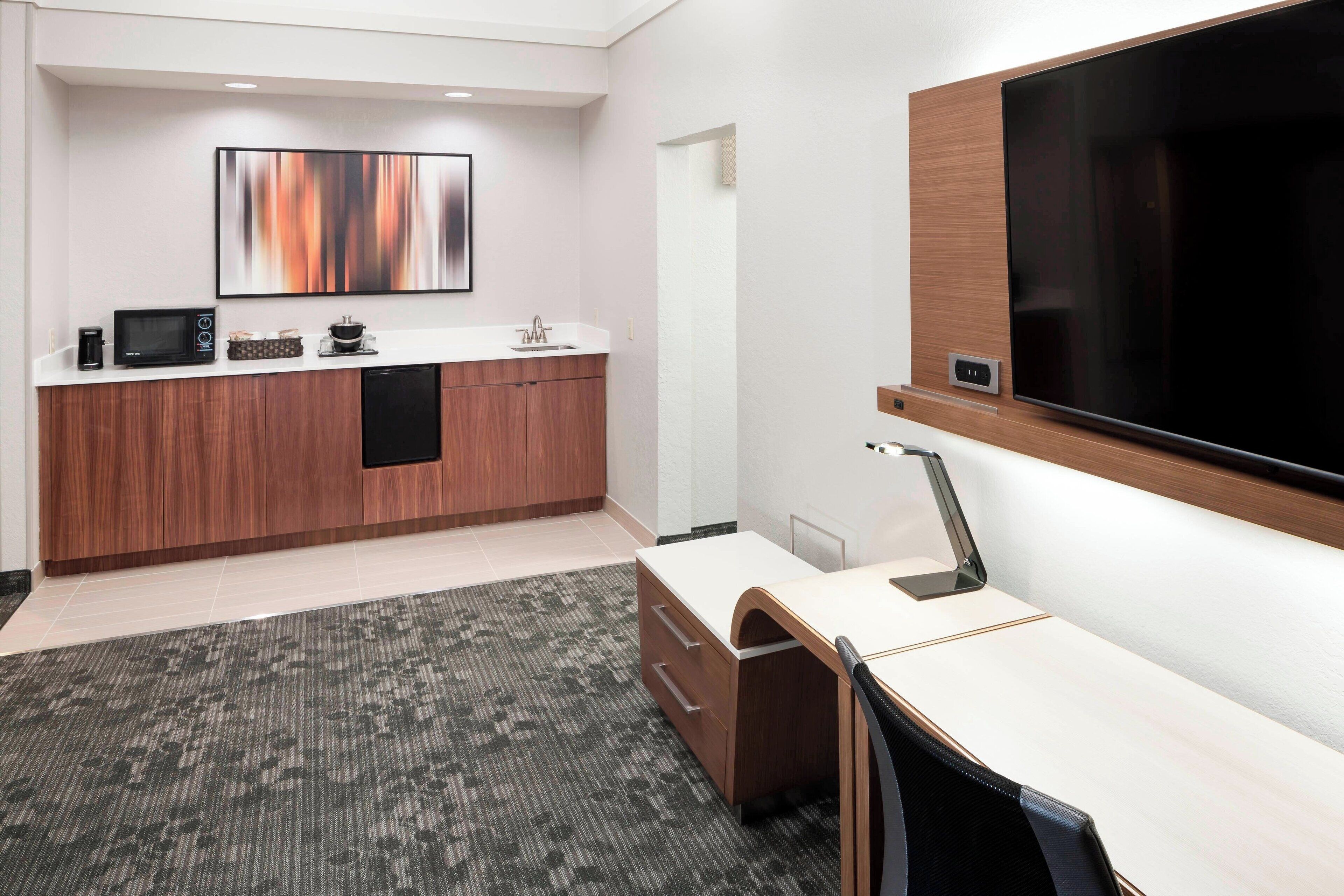 1 bedroom, premium bedding, individually furnished, desk