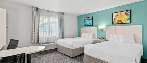 Værelse - 2 dobbeltsenge - ikke-ryger | Skrivebord, mørklægningsgardiner, strygejern/strygebræt