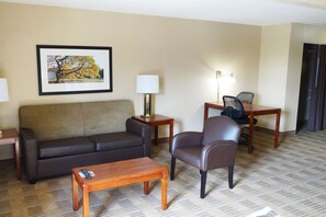 Desk, laptop workspace, iron/ironing board, free WiFi - Extended Stay America Select Suites St Louis Earth City (Bridgeton)