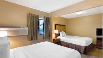Studio, 2 Queen Beds, Non Smoking | Desk, laptop workspace, iron/ironing board, WiFi (free)