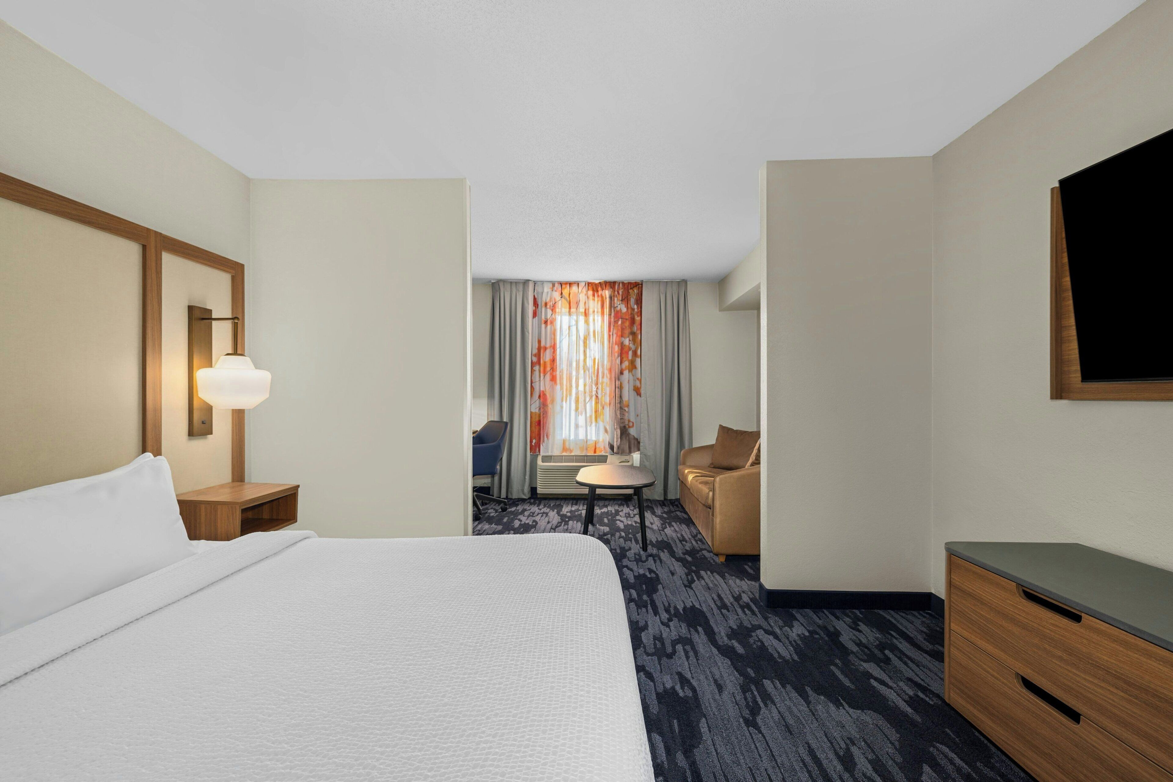 Suite – executive, 1 kingsize-seng med sovesofa | Sengetøy av topp kvalitet, skrivebord og blendingsgardiner