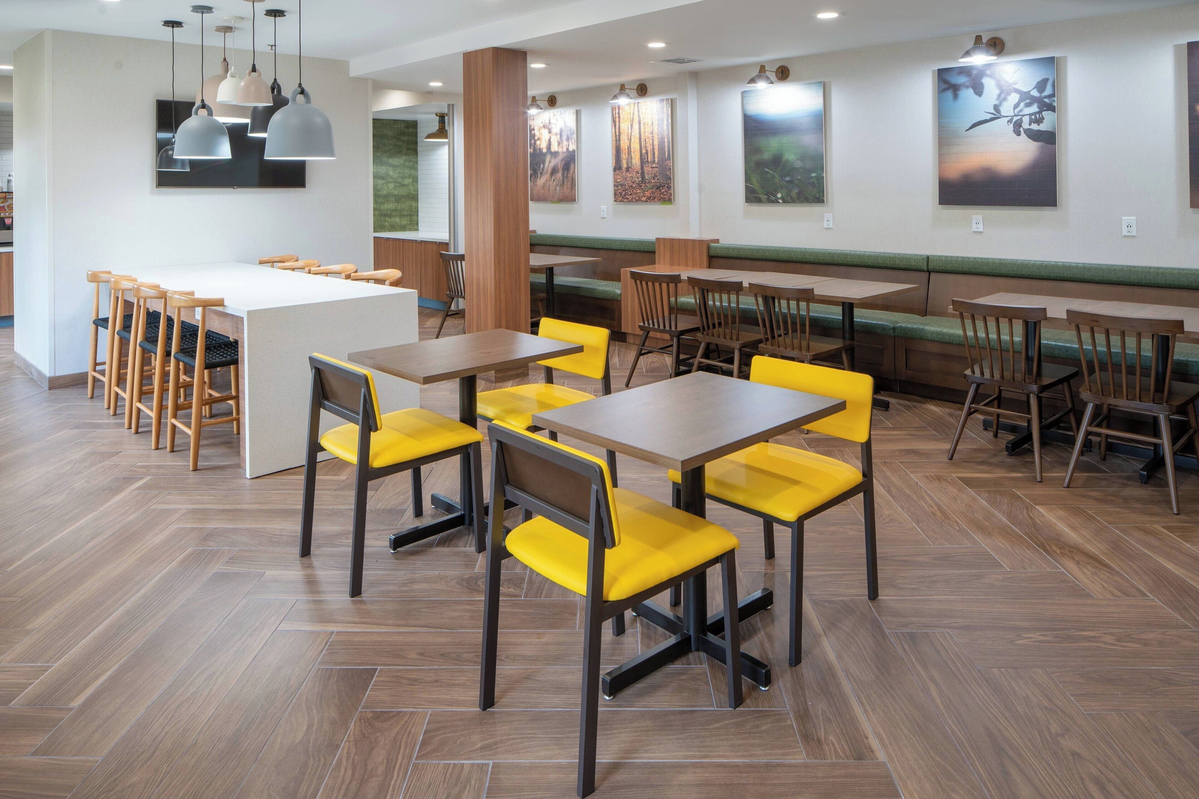 Free daily buffet breakfast