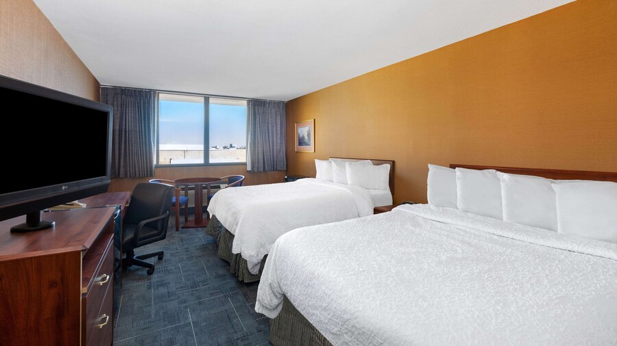 Howard Johnson by Wyndham Gillette