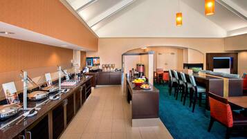 Desayuno buffet incluido todos los días