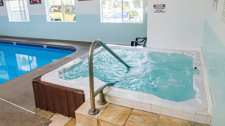 Fairbridge Inn & Suites