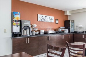 Free daily continental breakfast