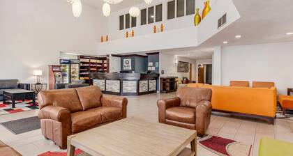 Quality Inn & Suites Denver Airport - Gateway Park
