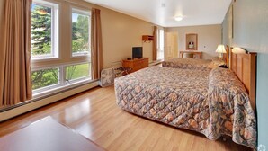 Standard Room, 2 Queen Beds - Longhouse Alaskan (Anchorage)
