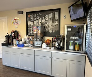 Free daily on-the-go breakfast