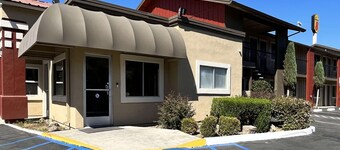 Super 8 by Wyndham Red Bluff