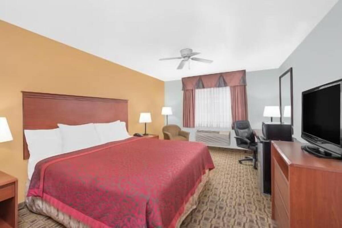 Desk, blackout drapes, iron/ironing board, free WiFi