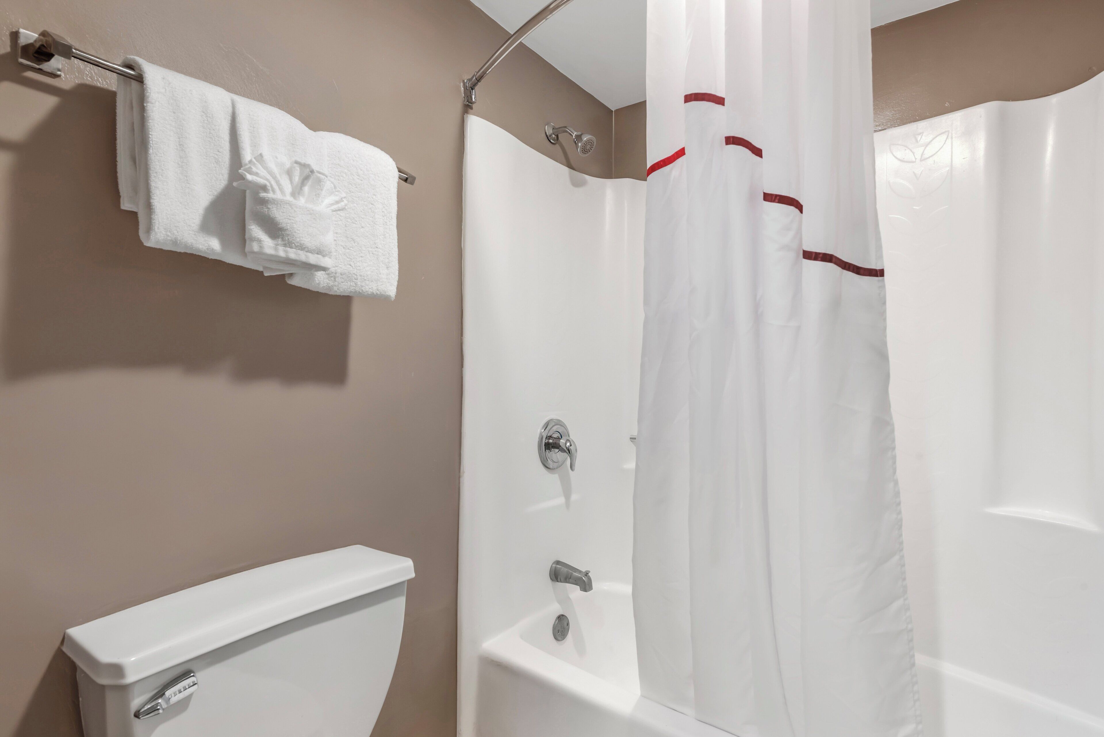 Photo - Red Roof Inn Kissimmee, FL