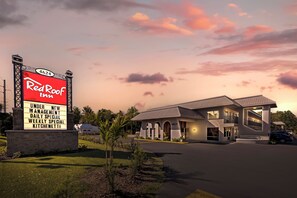 Front of property - evening/night