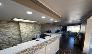 Lobby-Lounge