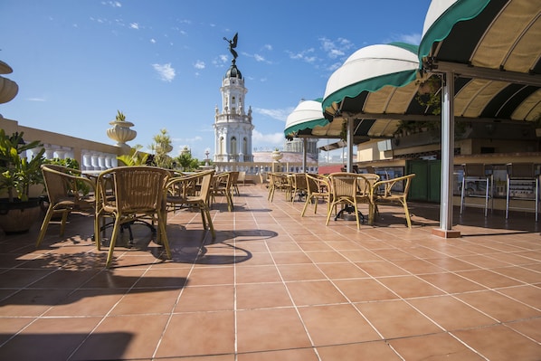 Terassi/patio