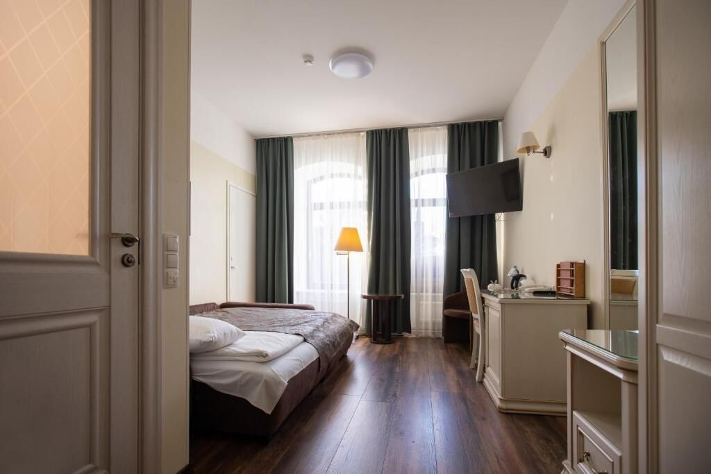 패밀리룸 | 객실 내 금고, 각각 다른 스타일의 인테리어, 각각 다르게 가구 비치, 책상