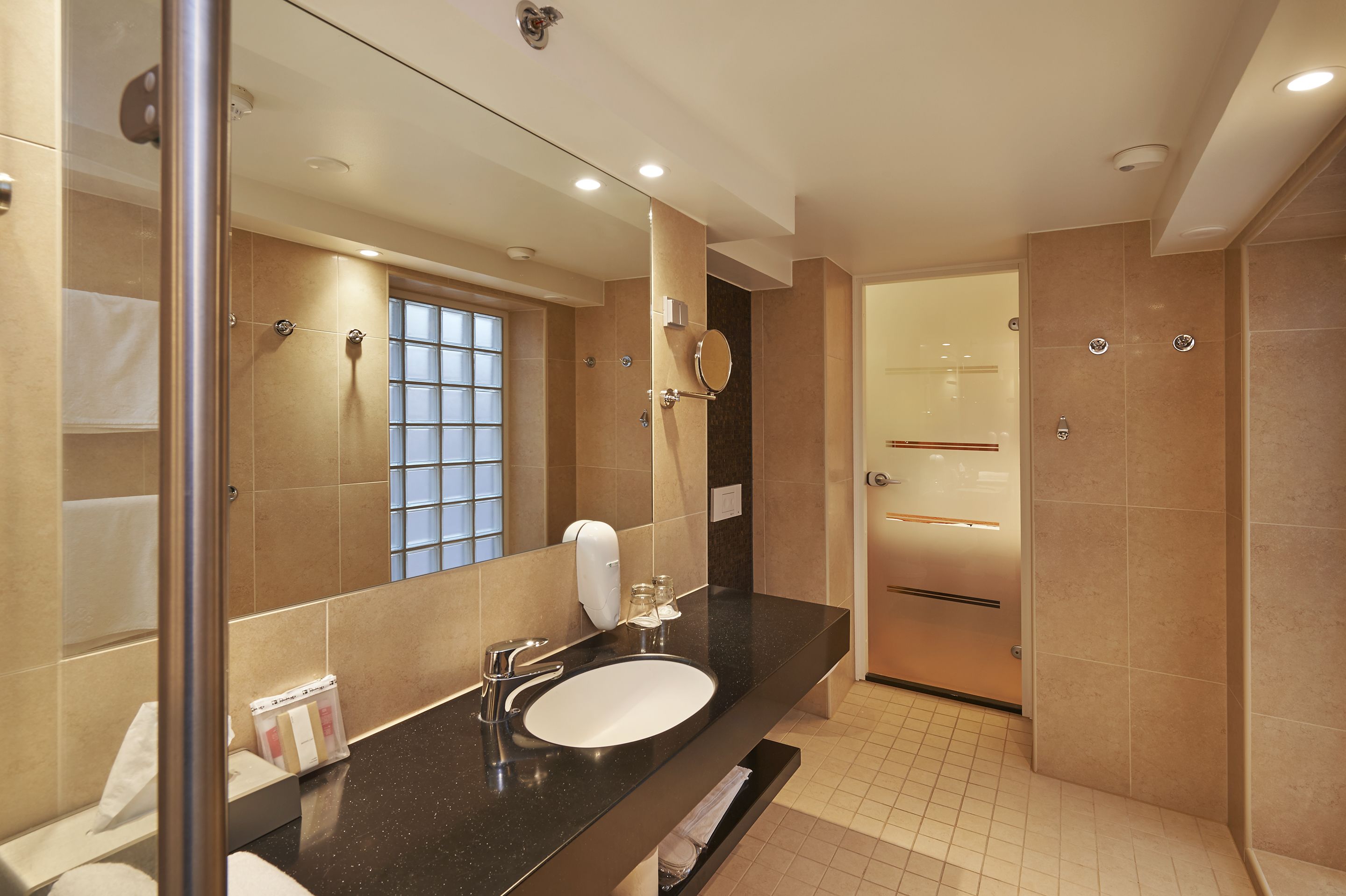 superior triple room | bathroom | hair dryer, bidet, towels