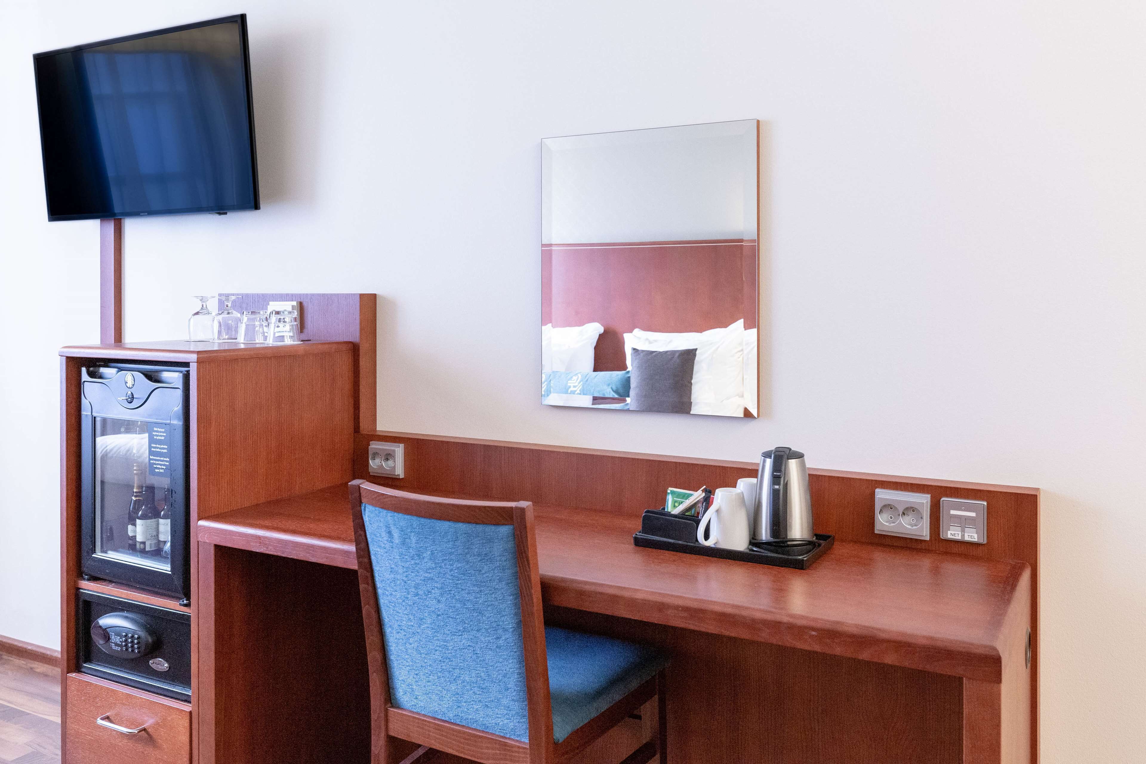 1 bedroom, minibar, in-room safe, desk